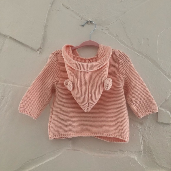 Gap sweater 0-3 months never worn - Picture 4 of 7